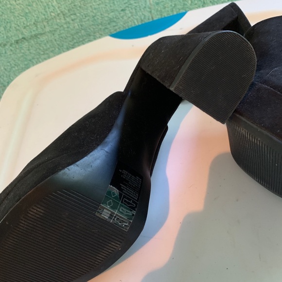 NEVER WORN h&m suede mules!! - Picture 3 of 4